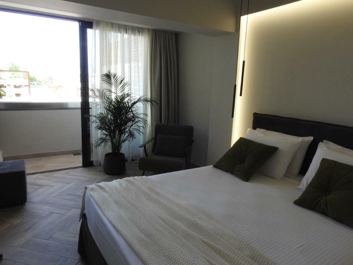 Hotel Nikos Ikies Theológos Esterno foto